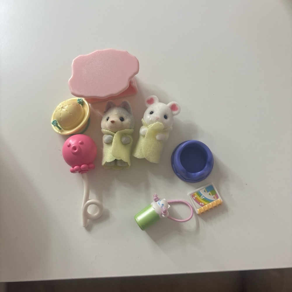 Charming Critter Family Set with Accessories